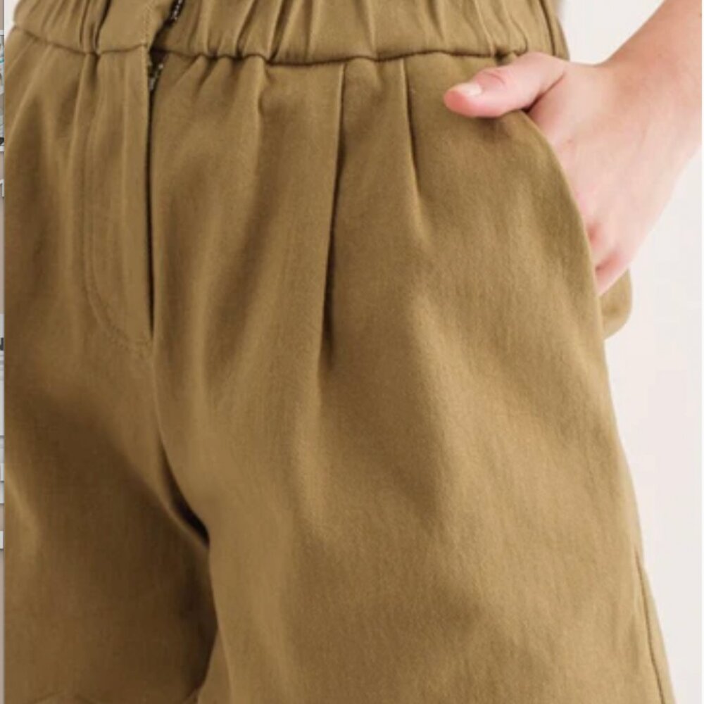 Olive Paper Bag Scallop Shorts